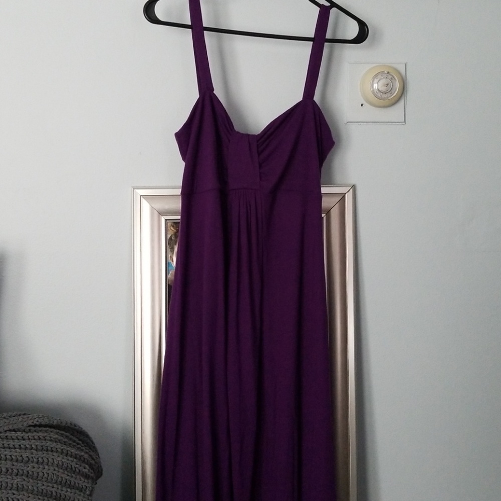 Women's dreas